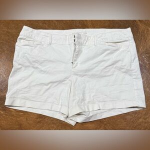 Old Navy Women's Crisp White Bermudas